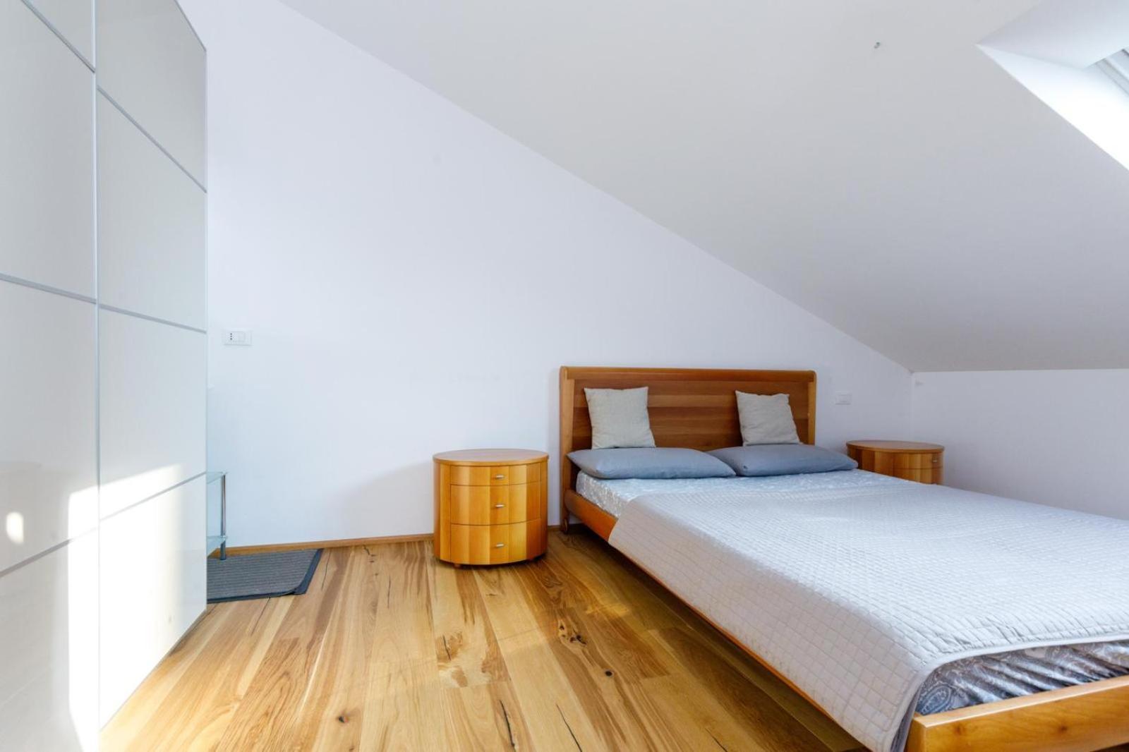 Easymoon Apartment Mestre Bagian luar foto