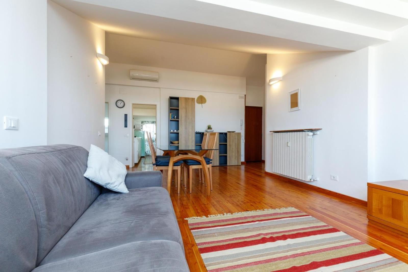 Easymoon Apartment Mestre Bagian luar foto