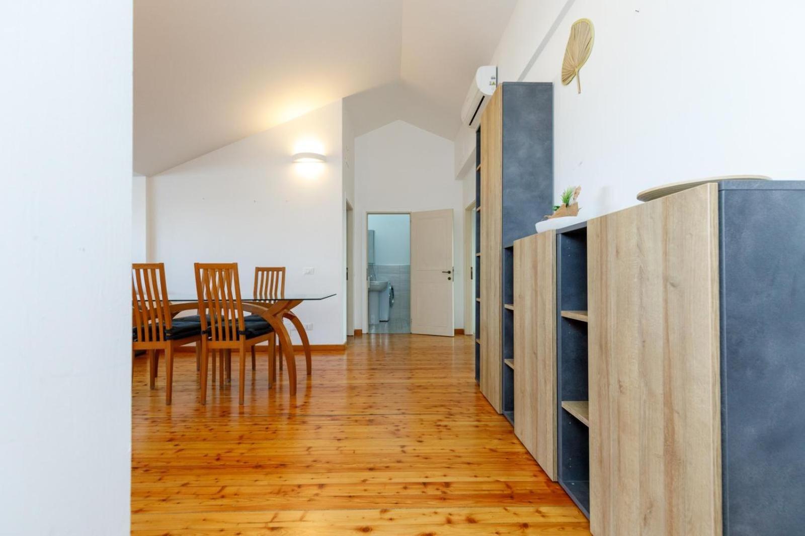 Easymoon Apartment Mestre Bagian luar foto